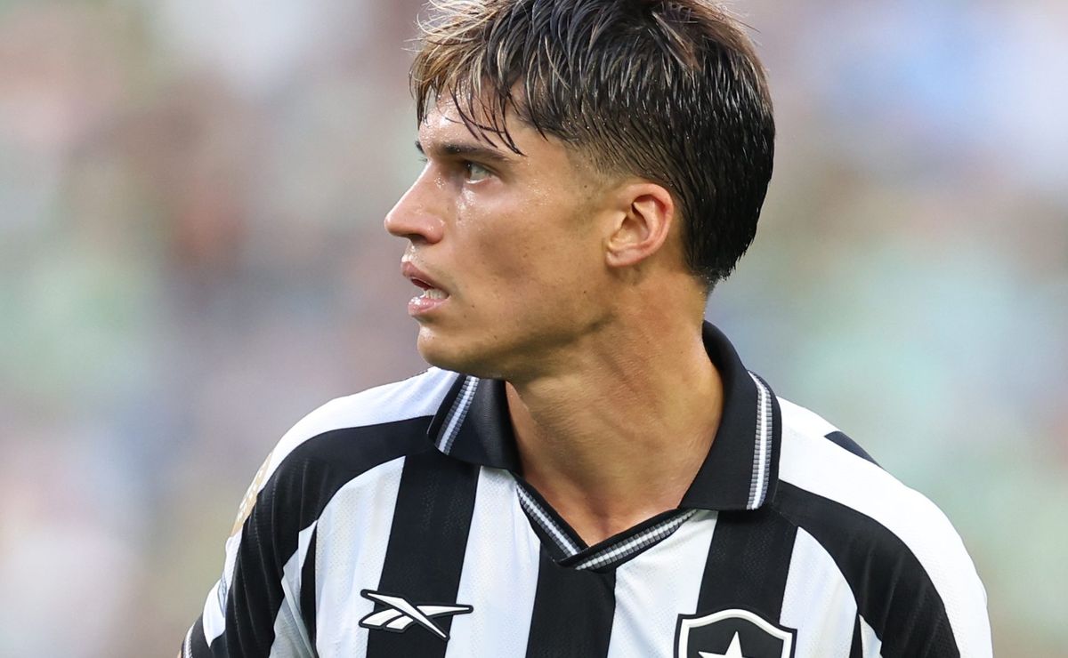 Botafogo espera surpreender o PSG e conta com Igor Jesus, Marlon Freitas e Joaquín Correa