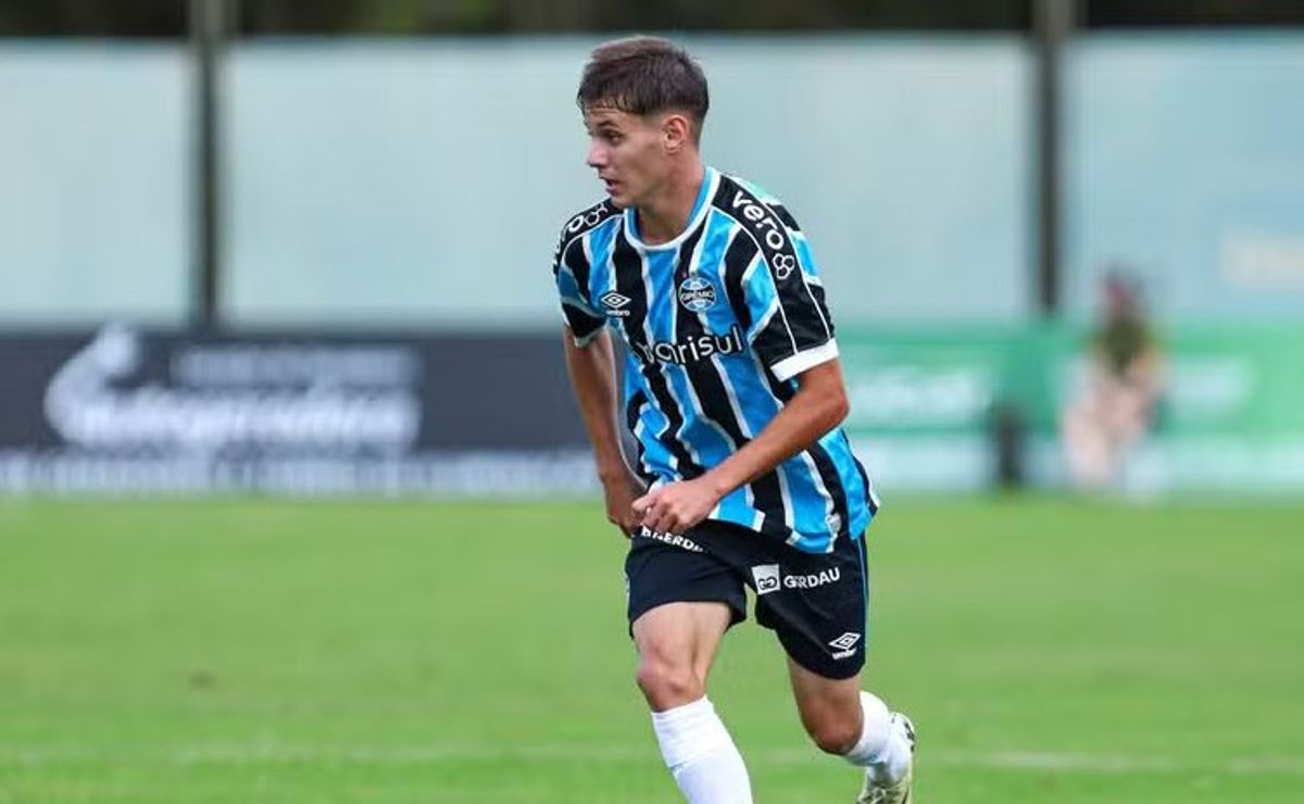 Grêmio negocia venda de joia da base para clube da Arábia Saudita