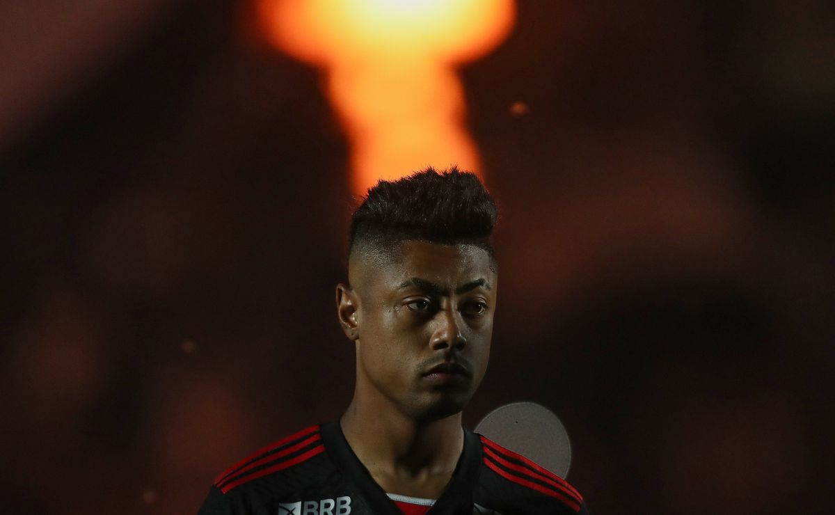 Bruno Henrique exalta Flamengo atual e mira duelo com Chelsea: “Muito melhor que 2019”