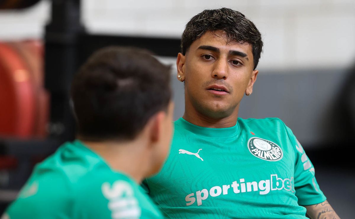 Escalação do Palmeiras: Facundo Torres e Emi Martínez são testados e Abel muda time no Mundial