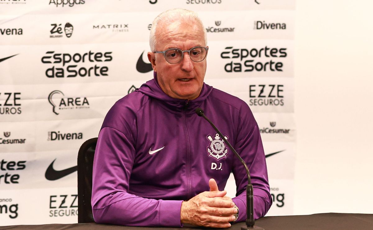 Corinthians foca em laterais e deixa zagueiros em segundo plano no mercado