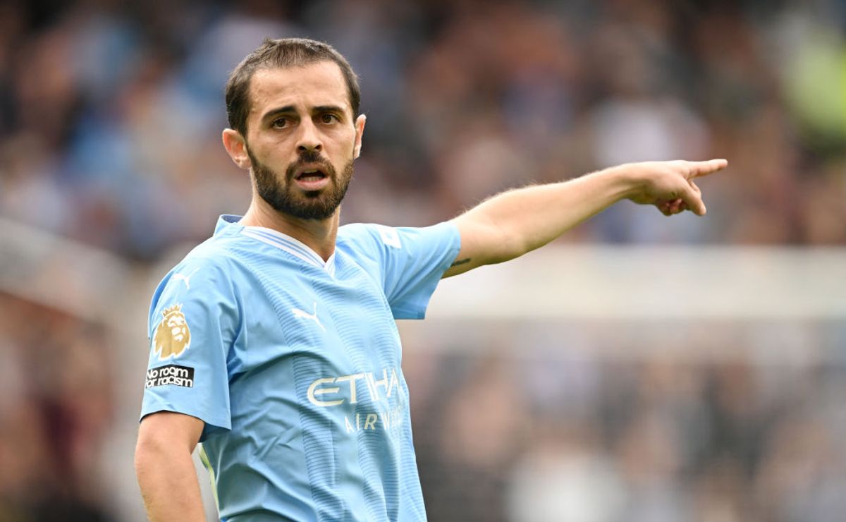 Bernardo Silva, do Manchester City, faz elogios ao Botafogo de Renato Paiva: “Grande qualidade técnica”