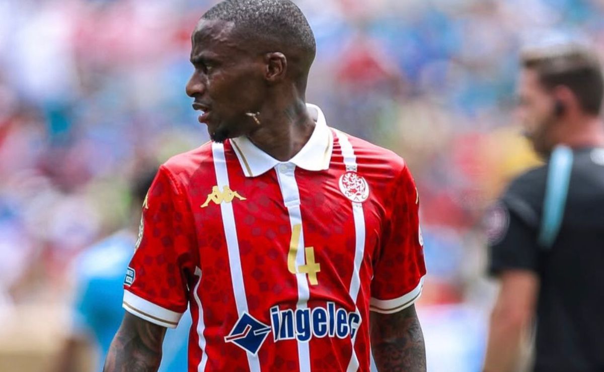 Destaque do Wydad, Lorch quase marca ‘gol que Pelé não fez’ contra o Manchester City