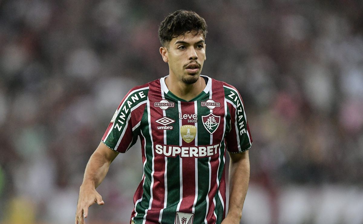 Nonato se destaca em duelo do Fluminense contra o Borussia Dortmund no Super Mundial de Clubes