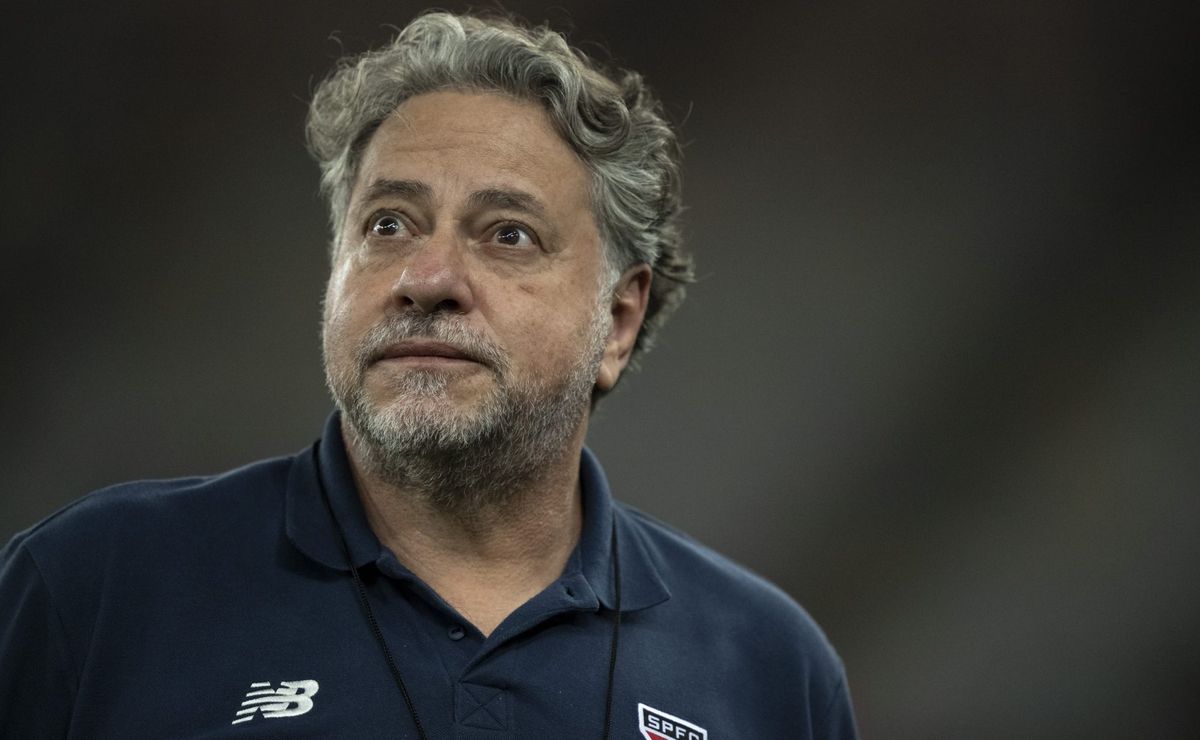 Casares adotou como estratégia no São Paulo a venda de jogadores para contratar reforços 