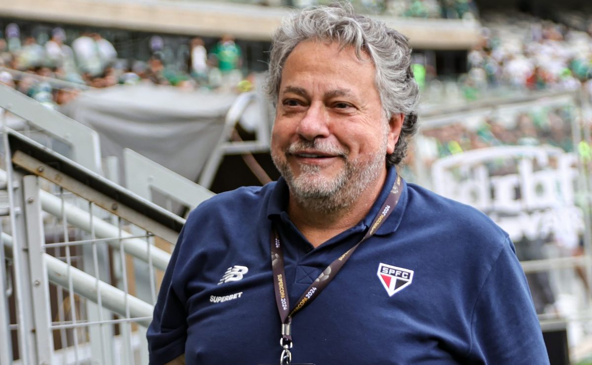 São Paulo planeja vender jogadores para contratar três reforços na janela