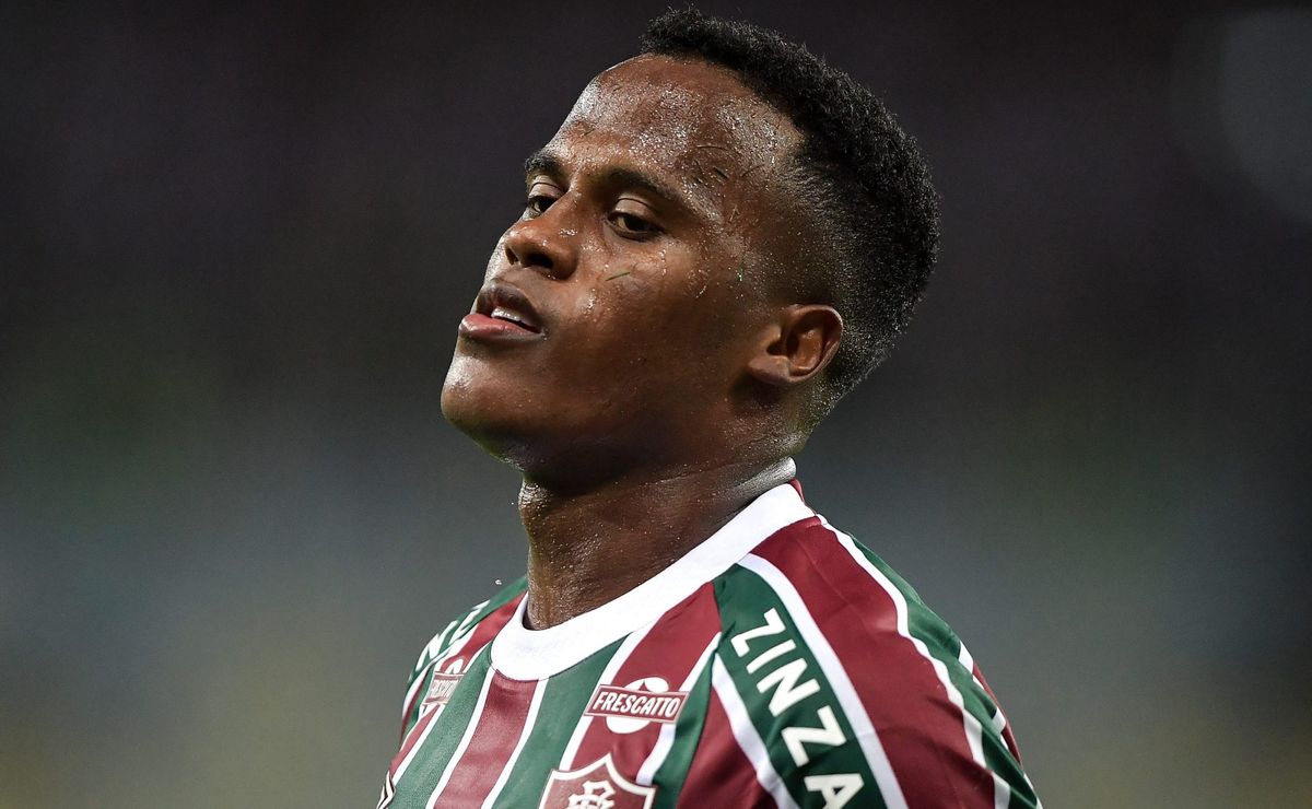 Jhon Arias contém empolgação e faz alerta para Fluminense X Ulsan Hyundai: “jogo da vida deles”