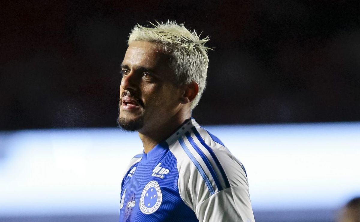 Cruzeiro toma decisão sobre futuro de Fagner e Corinthians está ciente que veredito só acontecerá após fim da temporada