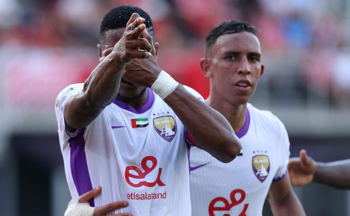 Kodjo Laba decide para o Al Ain com pênalti perfeito e atuação dominante no Mundial de Clubes 2025