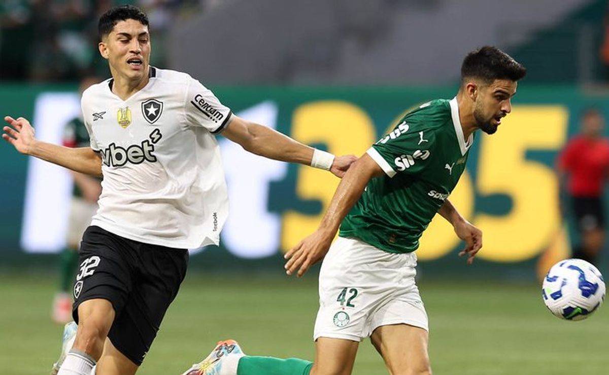 Palmeiras enfrenta o Botafogo no Mundial de Clubes e Fifa define arbitragem francesa para o duelo