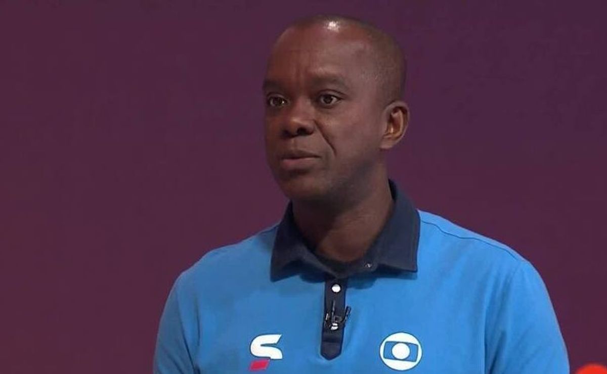 PC de Oliveira questiona arbitragem em lance polêmico contra o Palmeiras e revela: “Eu marcaria o pênalti”