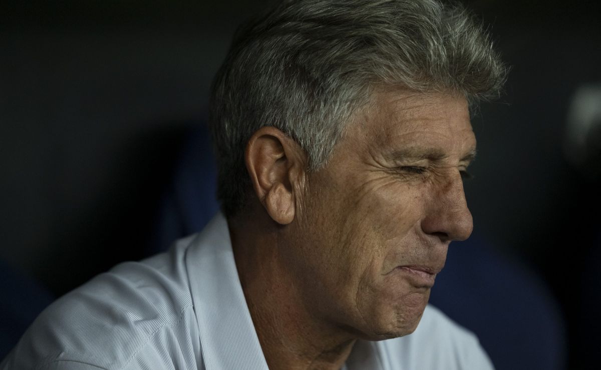 Renato Gaúcho, técnico do Fluminense, pode contar com Thiago Silva e Soteldo diante da Inter de Milão