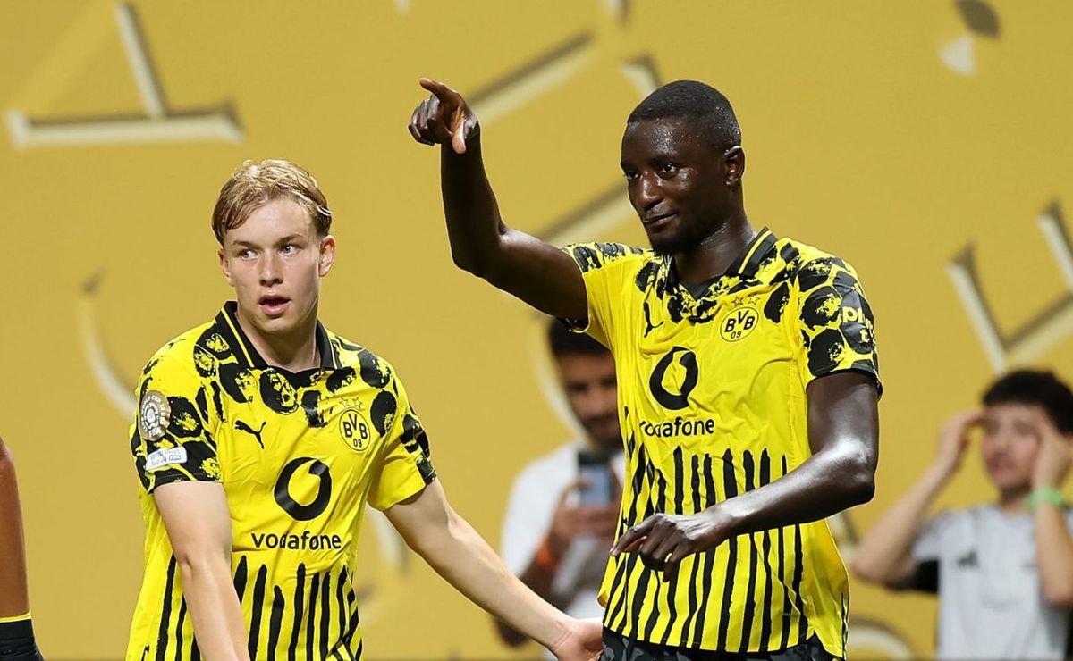 Guirassy é ovacionado nas redes sociais após decidir Borussia Dortmund x Monterrey pelo Mundial de Clubes
