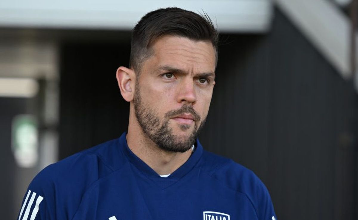Rafael Tolói contratado pelo Vasco não deve acontecer, revela staff do jogador