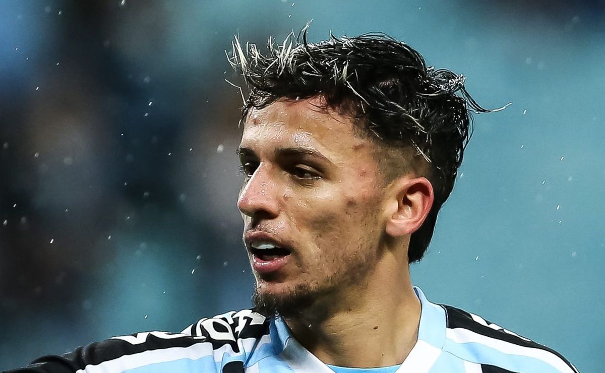 Corinthians envia nova oferta por Biel e Sporting admite reduzir pedida para fechar acordo