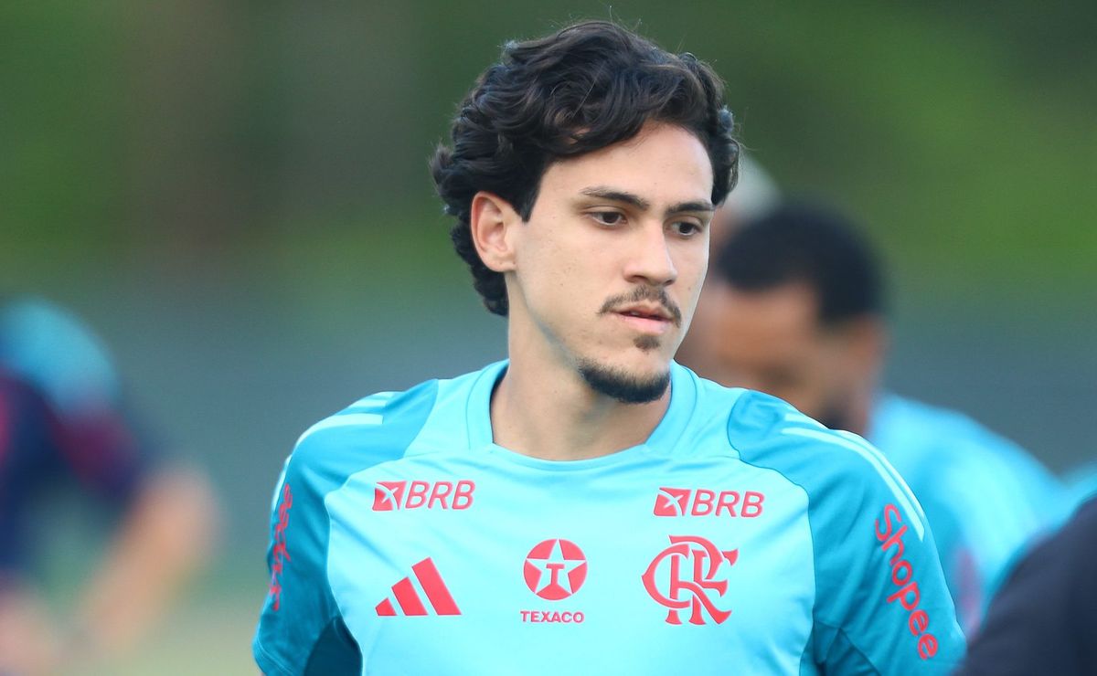 Pedro toma decisão sobre futuro e não quer deixar o Flamengo após notícia envolvendo futuro do camisa 9