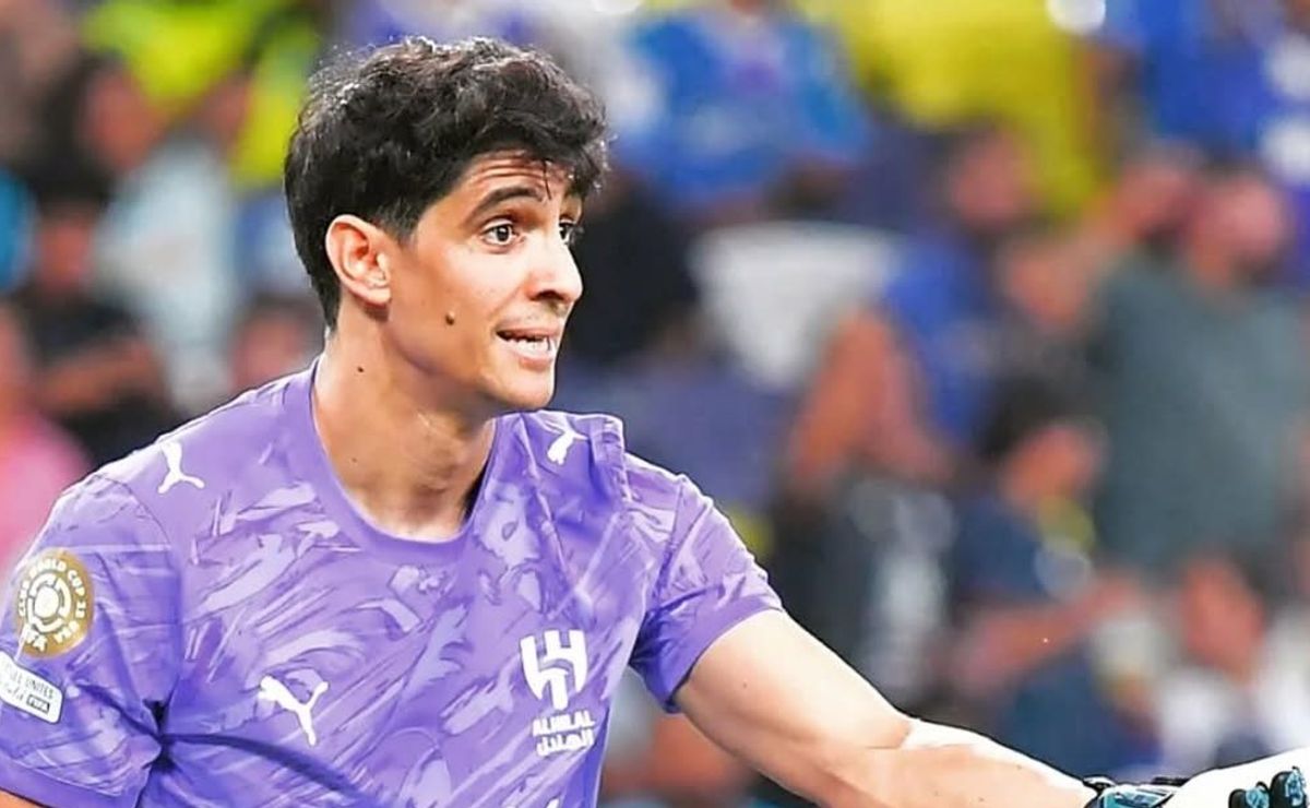 Bono, do Al Hilal brilha no Mundial e supera rival do Fluminense em números impressionantes