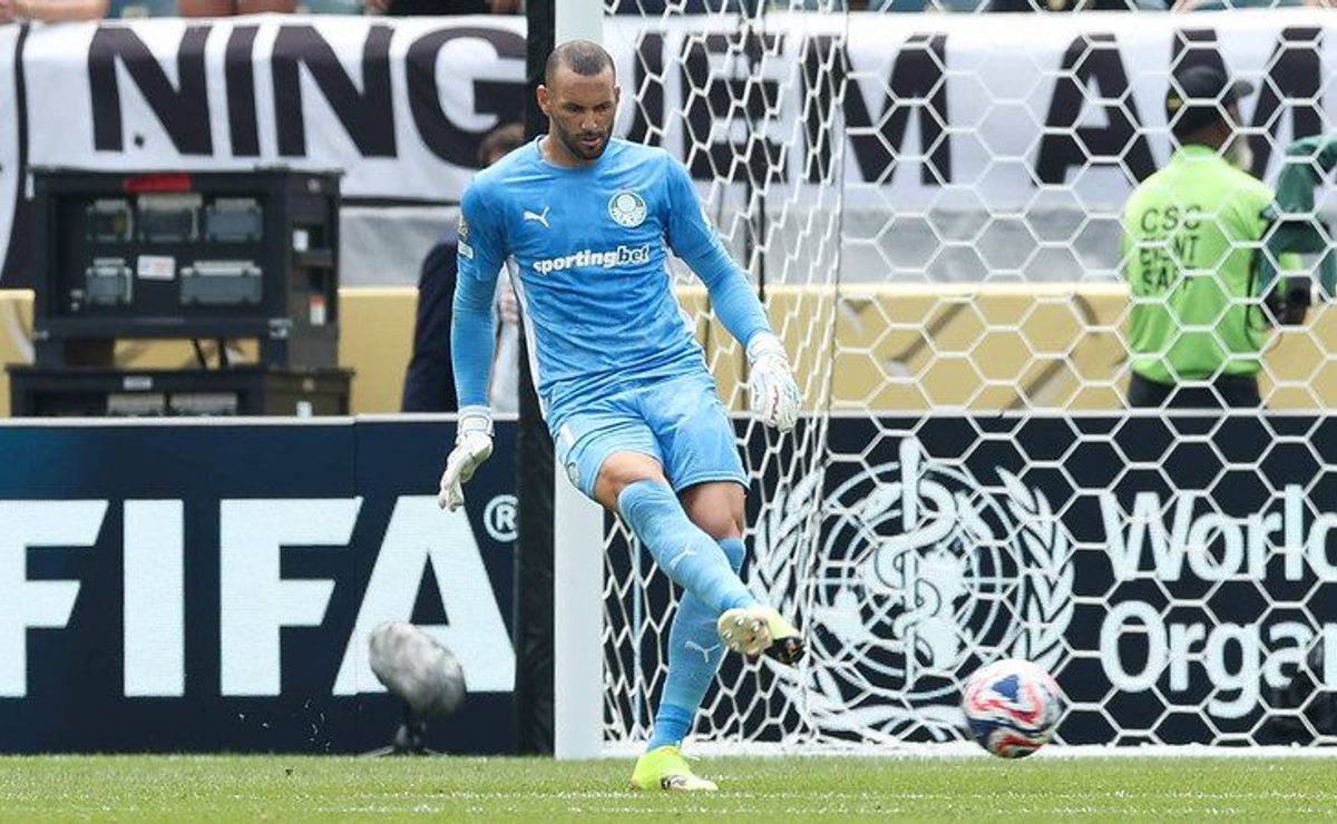 Palmeiras terá Weverton como único titular remanescente da final do Mundial de 2021 contra Chelsea