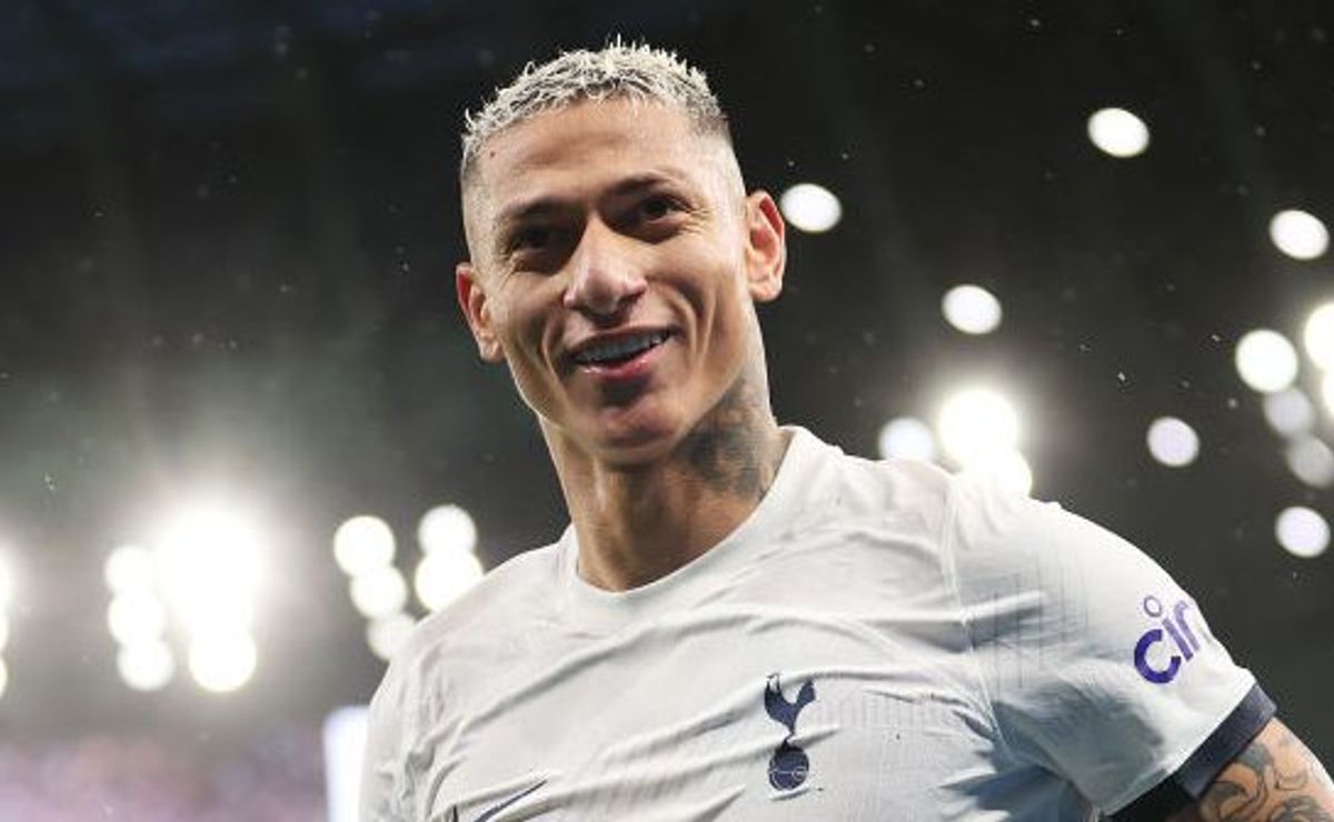 Vasco avança para contratar Richarlison e prepara projeto ambicioso para a chegada do atacante