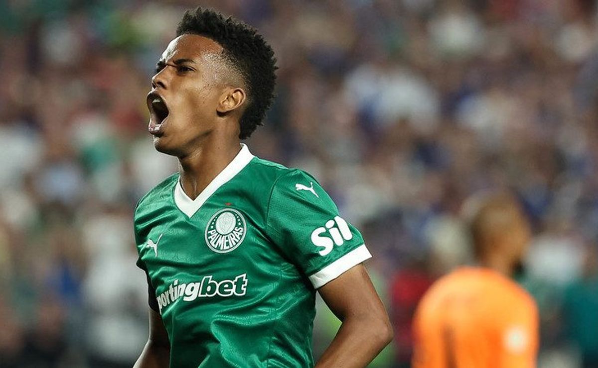 Estêvão se despede do Palmeiras nas redes sociais após eliminação no Mundial de Clubes