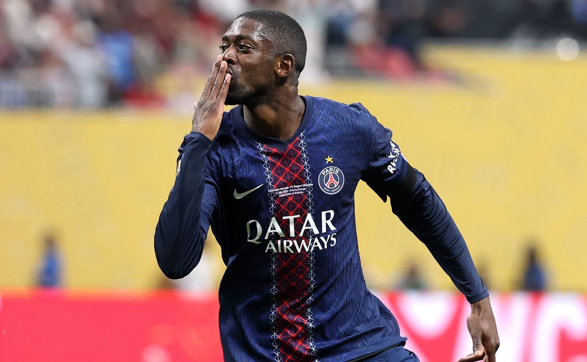 Dembélé surpreende ao fazer homenagem emocionante que agita torcedores e redes sociais