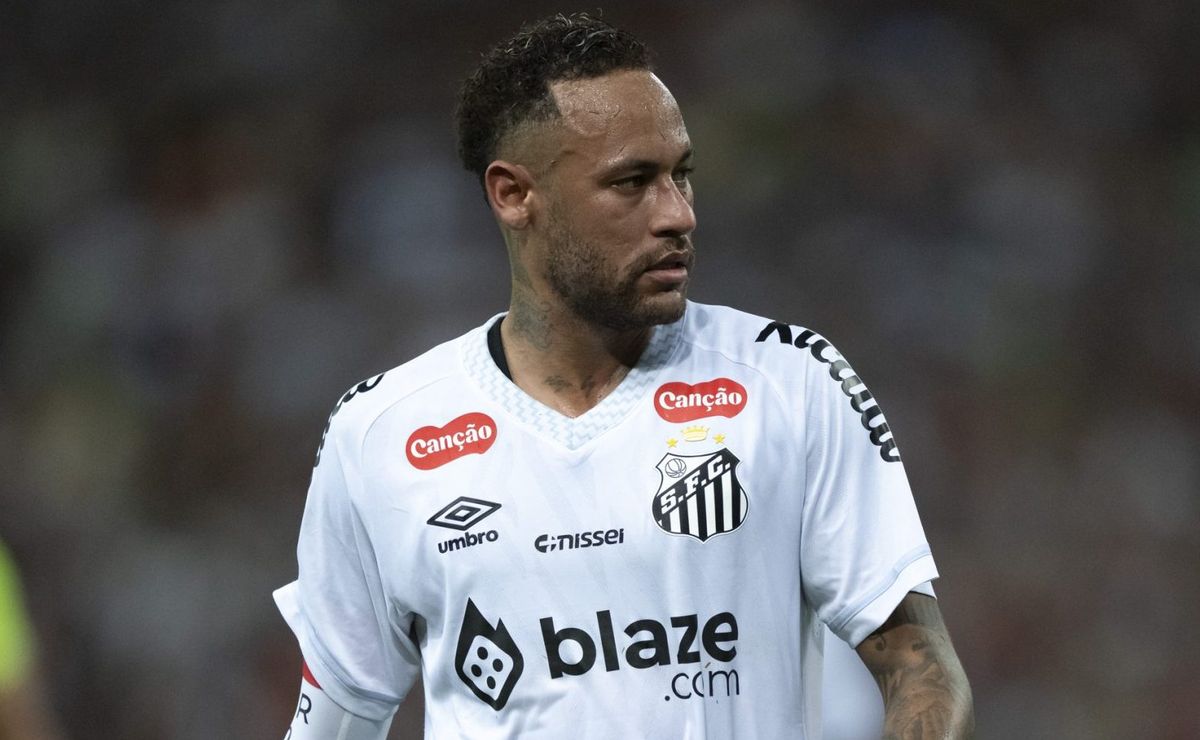 Cleber Xavier expõe situação de Neymar no Santos e detalha minutagem do camisa 10 para confronto contra Flamengo