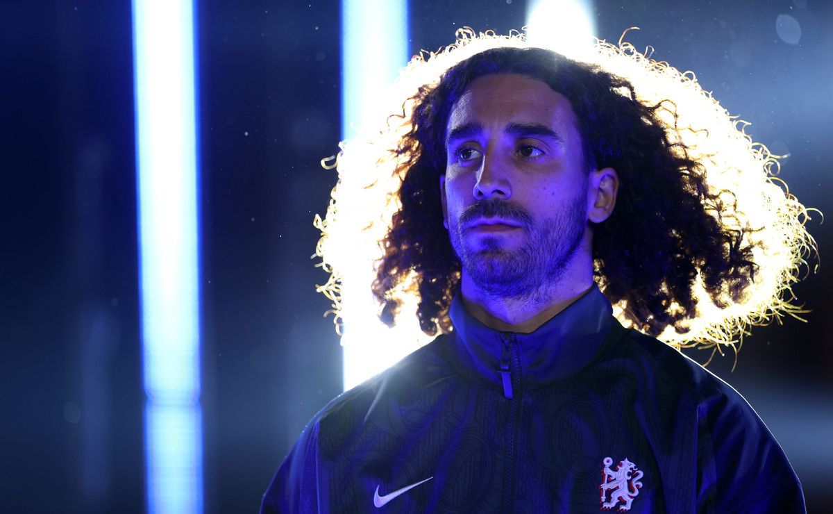 Veja quanto ganha Cucurella, lateral do Chelsea que causa polêmica dentro e fora de campo