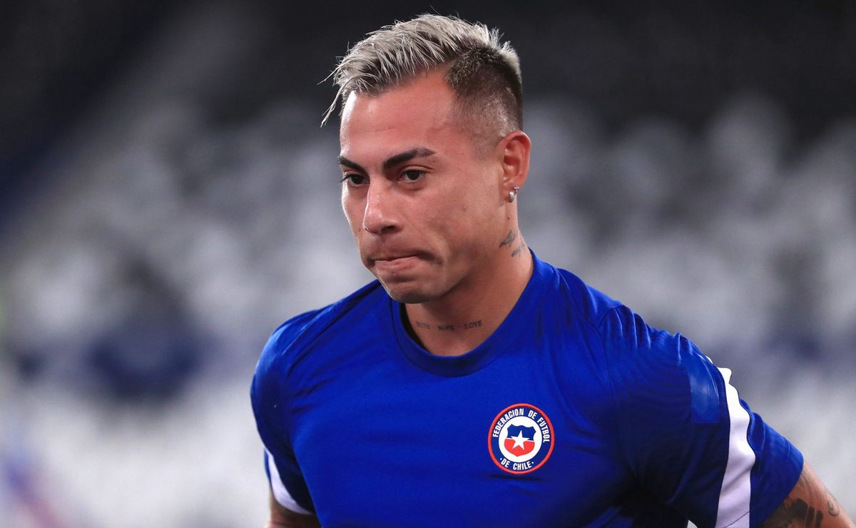 Eduardo Vargas, ex-Atlético, fica sem clube e pode voltar ao Brasil para jogar no Vitória