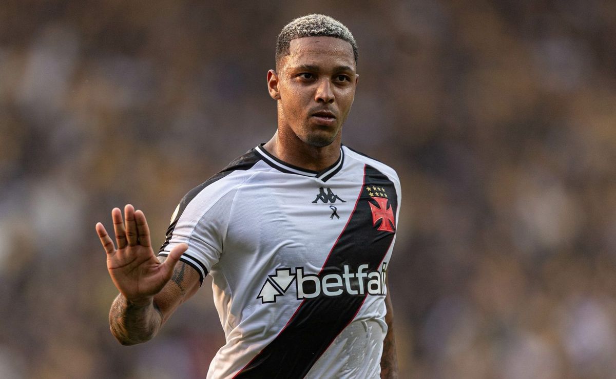David pode voltar ao Vasco em clássico contra o Botafogo no Brasileirão Betano