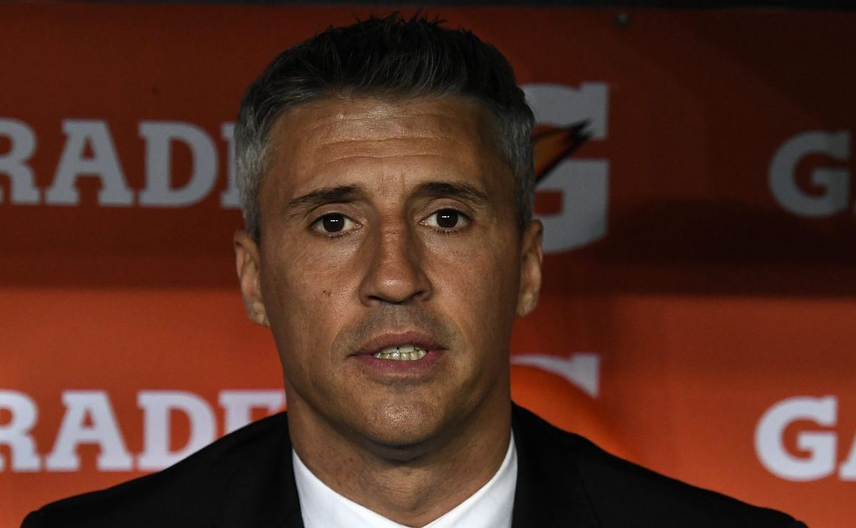 Hernán Crespo prioriza Brasileirão em retorno ao São Paulo e busca reação imediata da equipe
