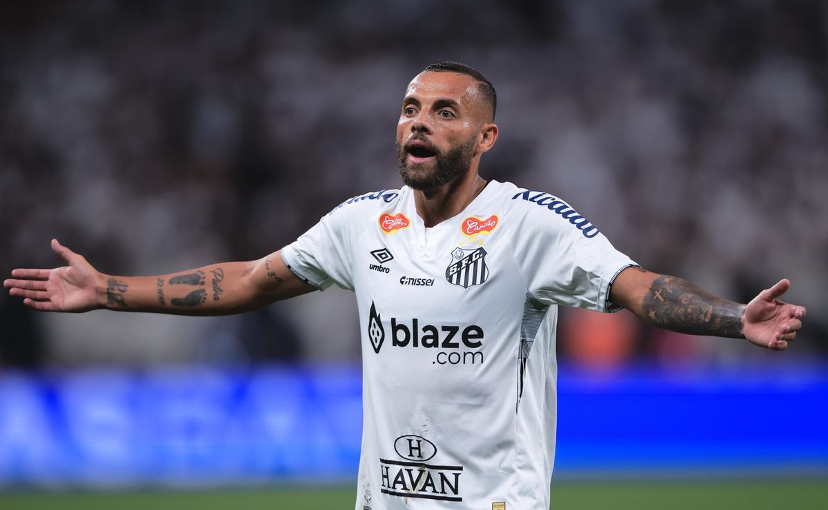 CBF confirma que clássico entre Santos e Palmeiras foi adiado