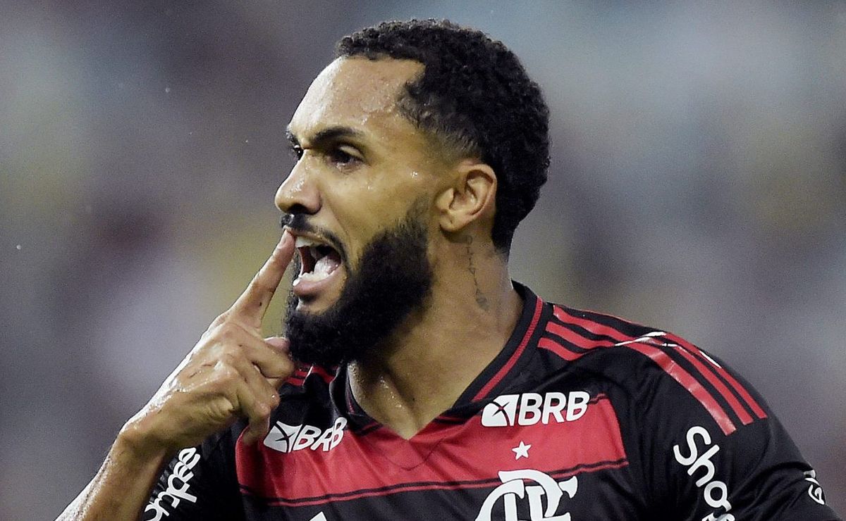 Flamengo recusa ofertas do exterior por Juninho e atacante vai ganhar chances com Filipe Luís
