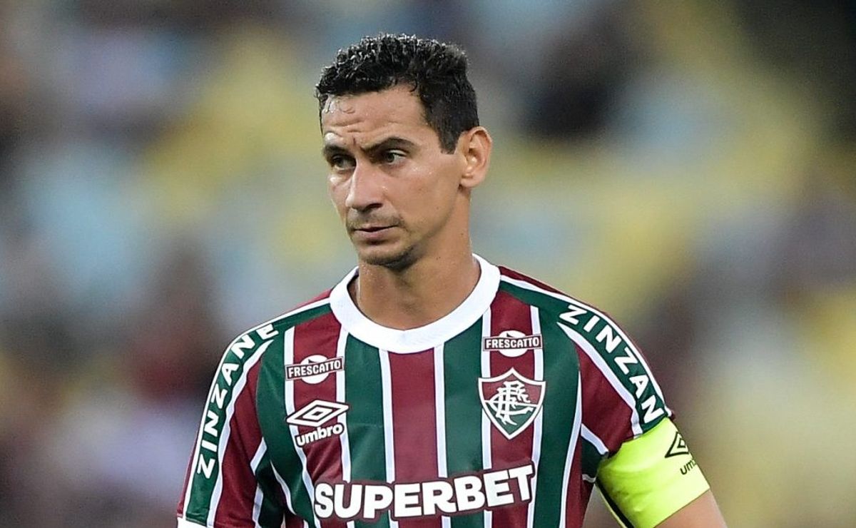 Paulo Henrique Ganso tem atualização sobre futuro e volta ao Santos se complica após interesse do Vasco