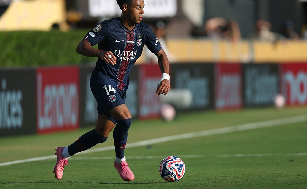Astro do PSG, Désiré Doué tem salário de R$ 3 milhões mensais e é apenas o 12º jogador mais caro do PSG