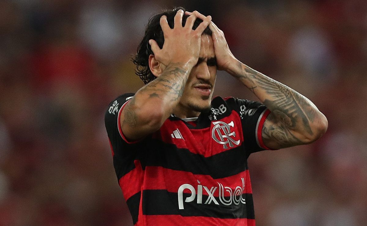 Filipe Luís fica insatisfeito e corta Pedro da lista de relacionados para enfrentar o São Paulo
