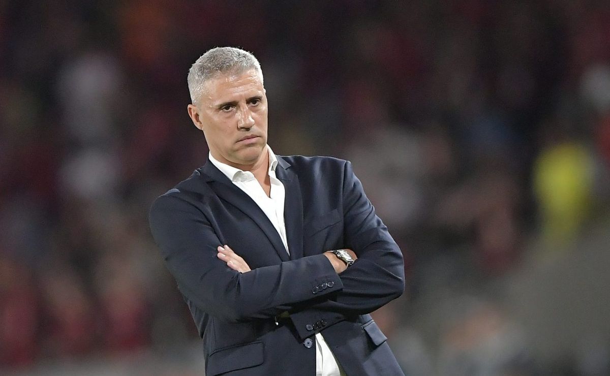 Crespo avalia que São Paulo precisa corrigir erros após derrota para Flamengo: “Não é fácil”