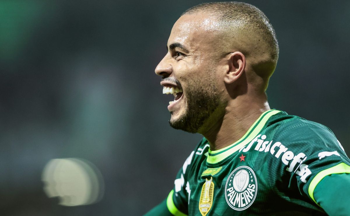 Mayke espera liberação do Palmeiras após acertar pré-contrato com o Santos, afirma portal
