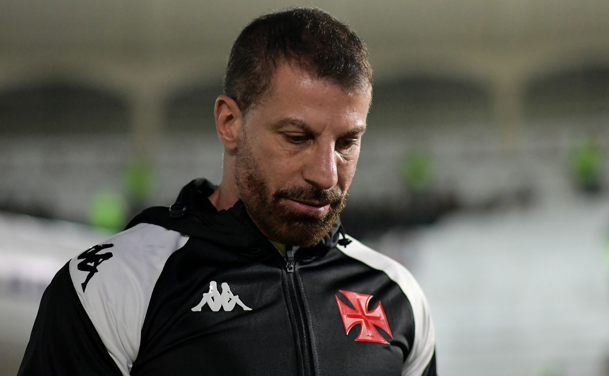 Vasco tem menos de 25% de aproveitamento em clássicos na ‘Era Pedrinho’; veja números