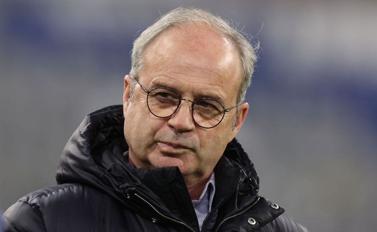 Do anonimato a glória: Conheça Luís Campos o “mago do mercado da bola” que transformou o PSG em potência europeia