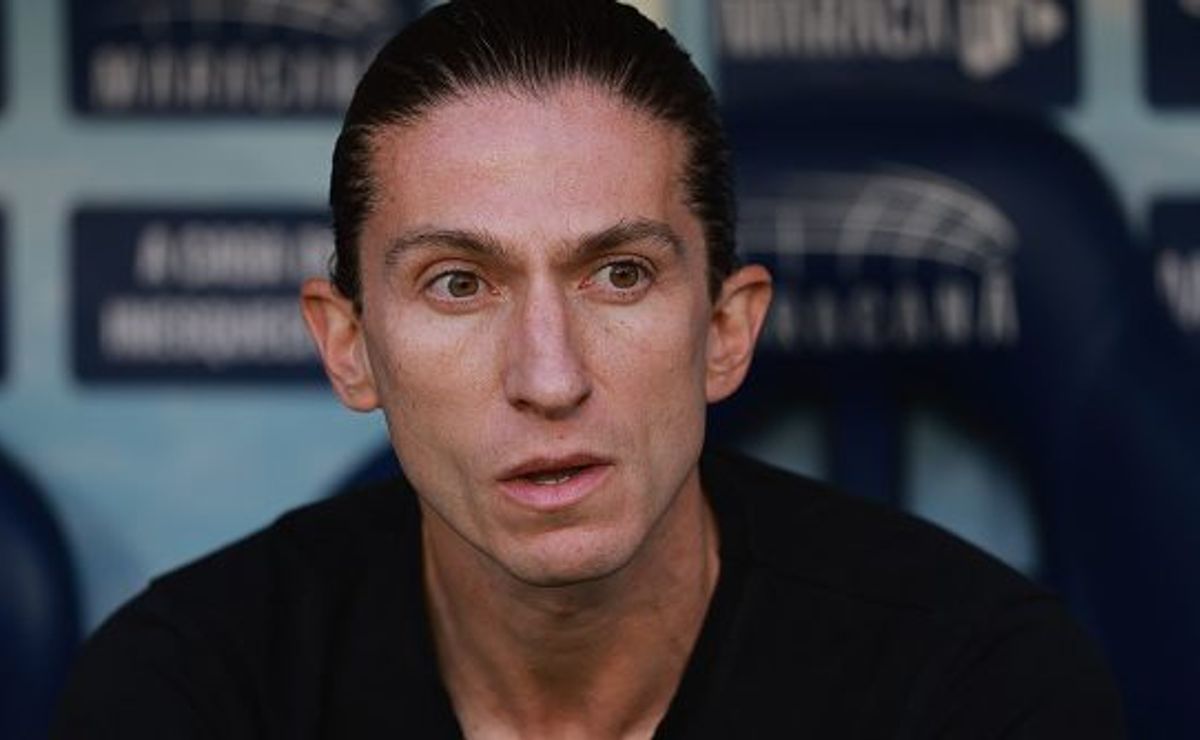 Filipe Luís toma decisão sobre Pedro nos bastidores e só quer resposta do atacante nos treinamentos do Flamengo