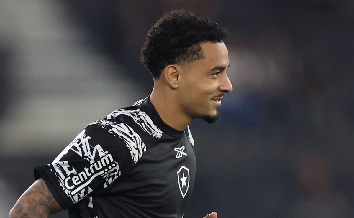 Gregore se despede da torcida do Botafogo após confirmar saída: “Temos que tomar decisões às vezes difíceis” 