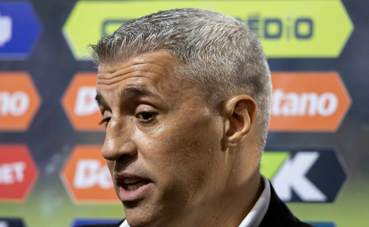 Diretoria do São Paulo avalia trabalho de Hernán Crespo e vê como positivo desempenho contra Bragantino