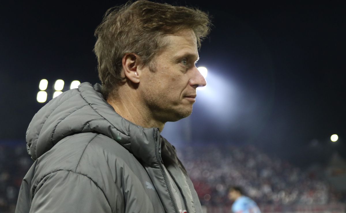 Seabra valoriza empate com o São Paulo e destaca evolução do Bragantino no Brasileirão