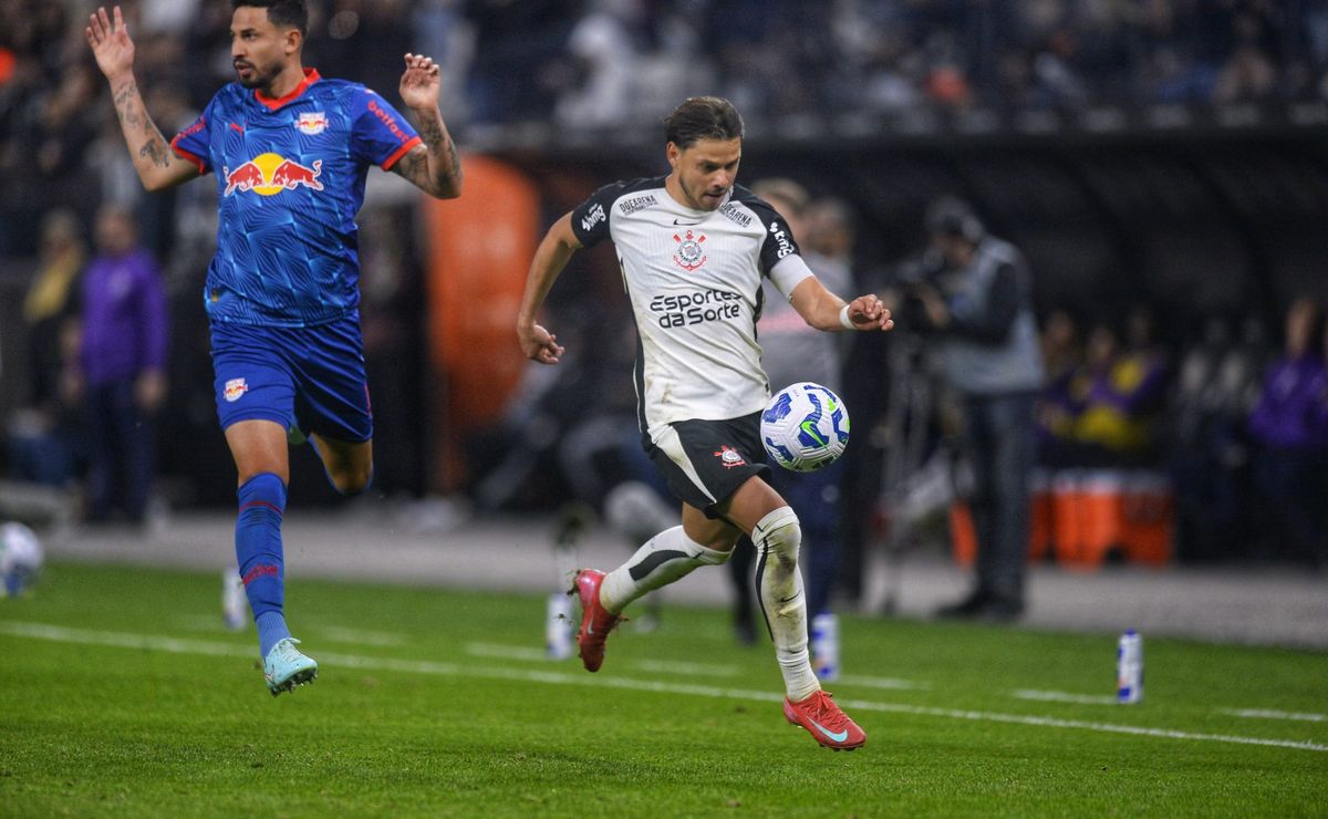 Corinthians supera marca negativa de 2024 e vence fora de casa na 14ª rodada