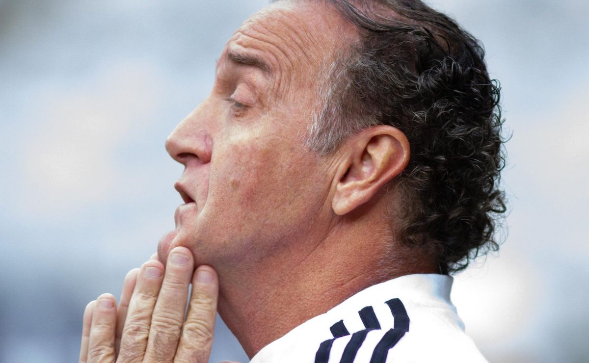 Rômulo, sem espaço com Cuca, é consultado por clube da MLS e pode sair por empréstimo