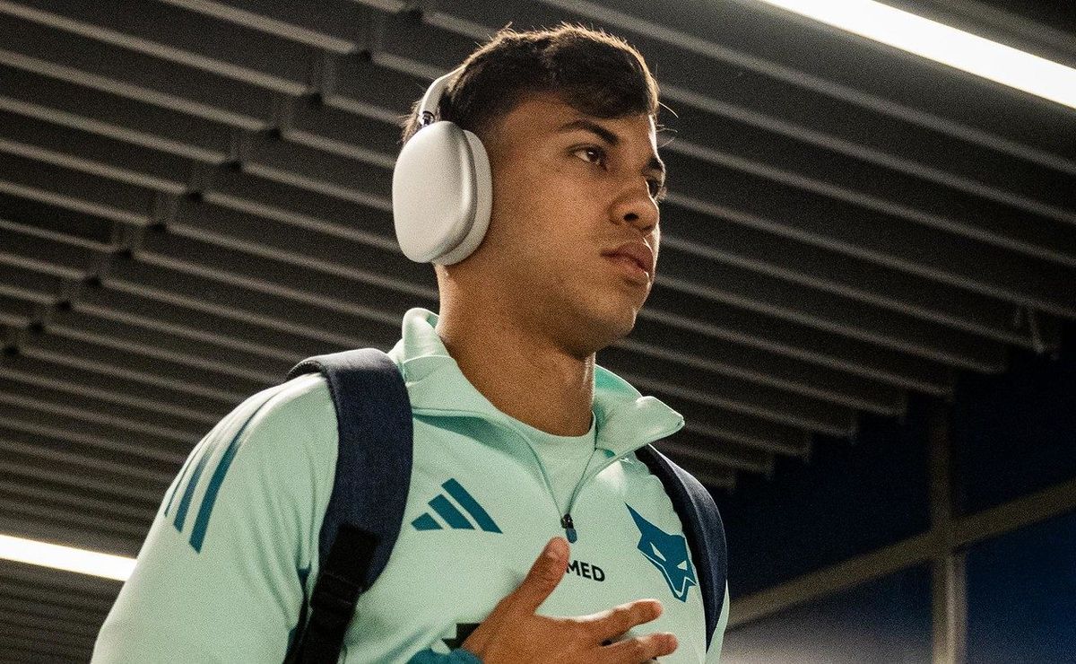 Kaio Jorge revela proposta, mas deixa futuro em aberto no Cruzeiro: “Momento certo de agir” 