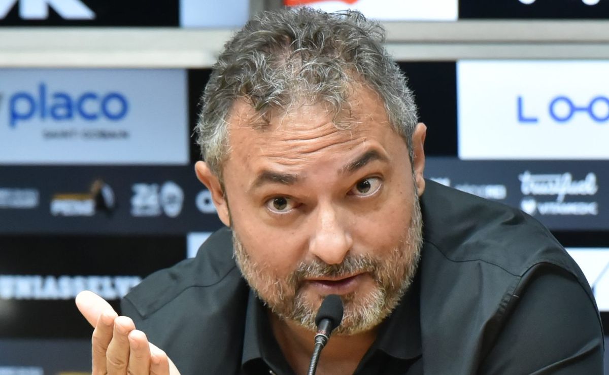 Santos faz oferta para comprar o atacante Gustavo Caballero, e Mattos tenta chapéu no Vasco