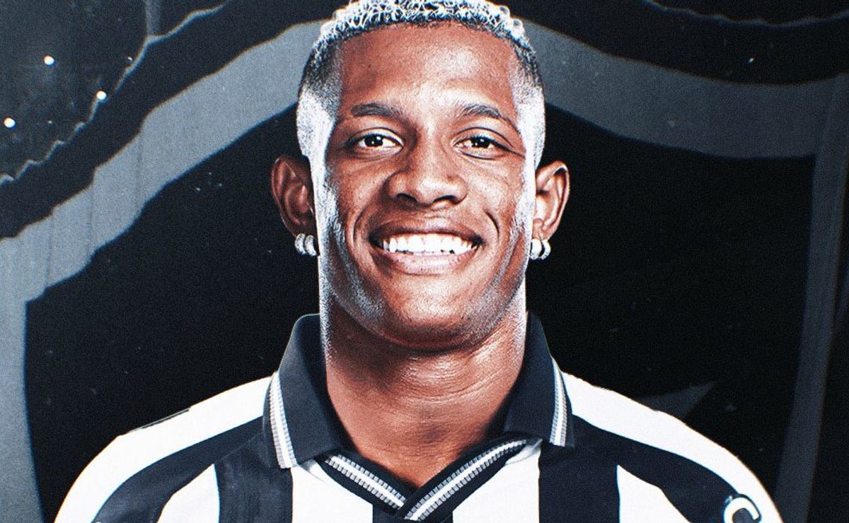 Danilo já tem data para estrear pelo Botafogo e será reforço contra o Corinthians