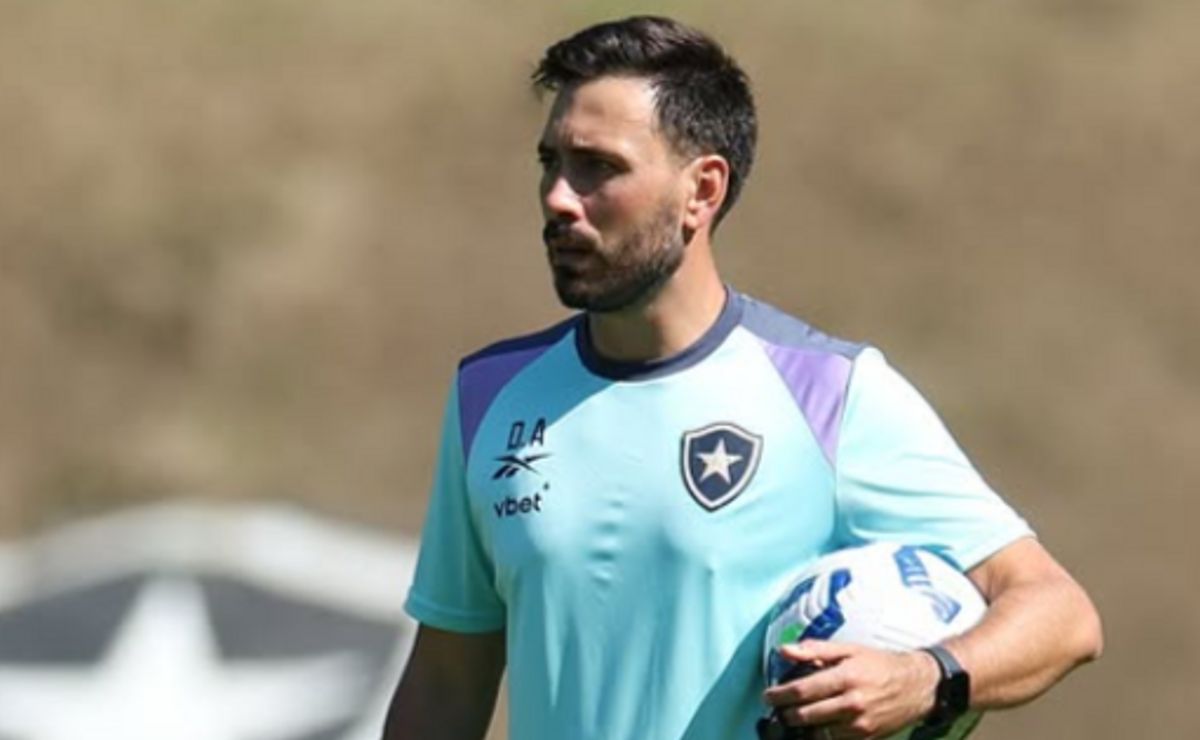 Huguinho, destaque do sub-20, é relacionado por Davide Ancelotti para confronto entre Sport x Botafogo