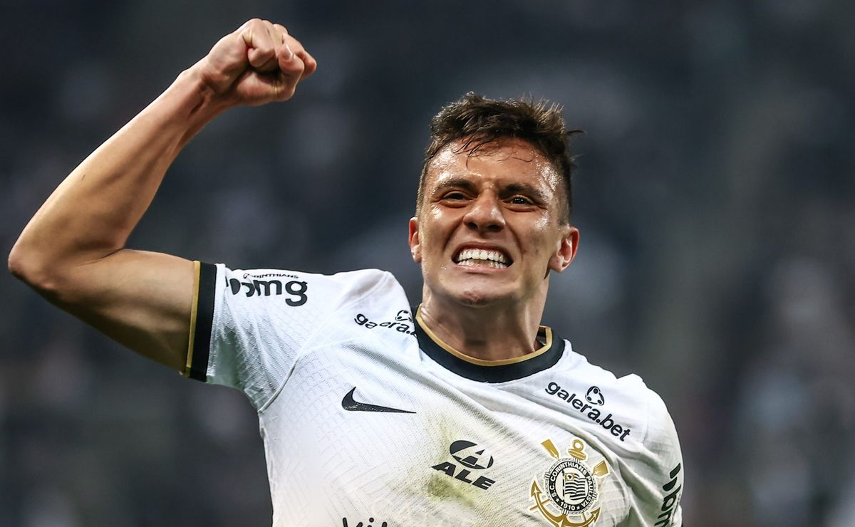 Flamengo tem lista e não fez consulta ou proposta pela contratação de Gustavo Mantuan, diz Jorge Nicola